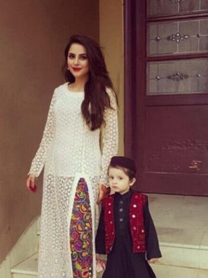 ladies dresses designs pakistani 2019